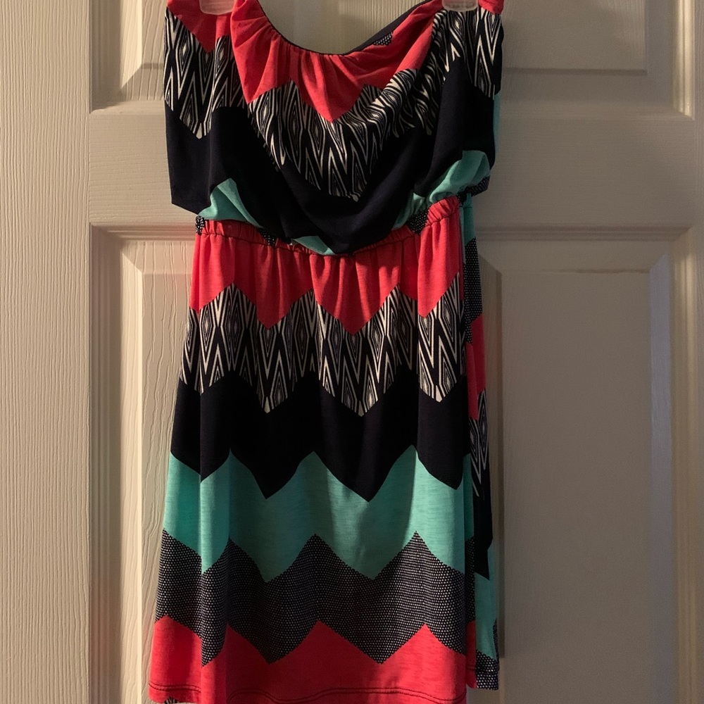 Short strapless dress